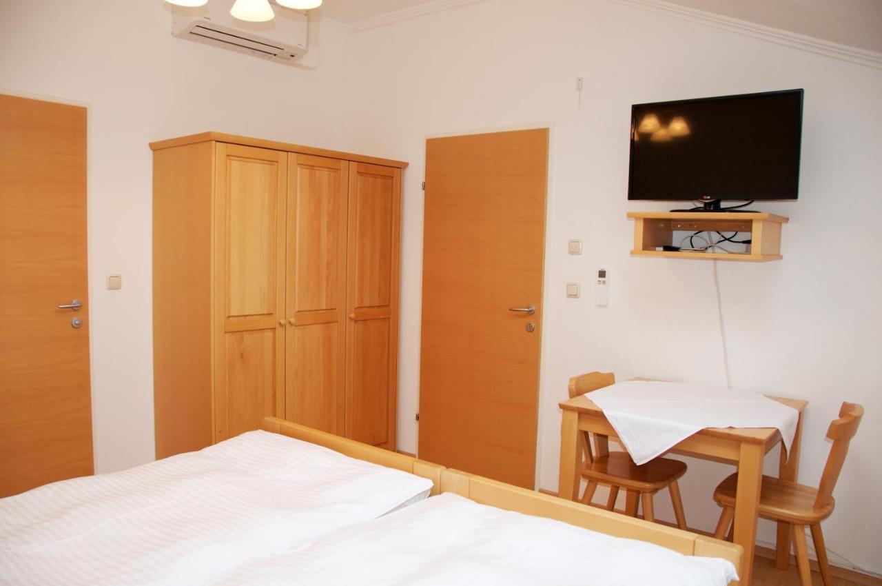Privatzimmer Familie Schwarz Vienne Extérieur photo